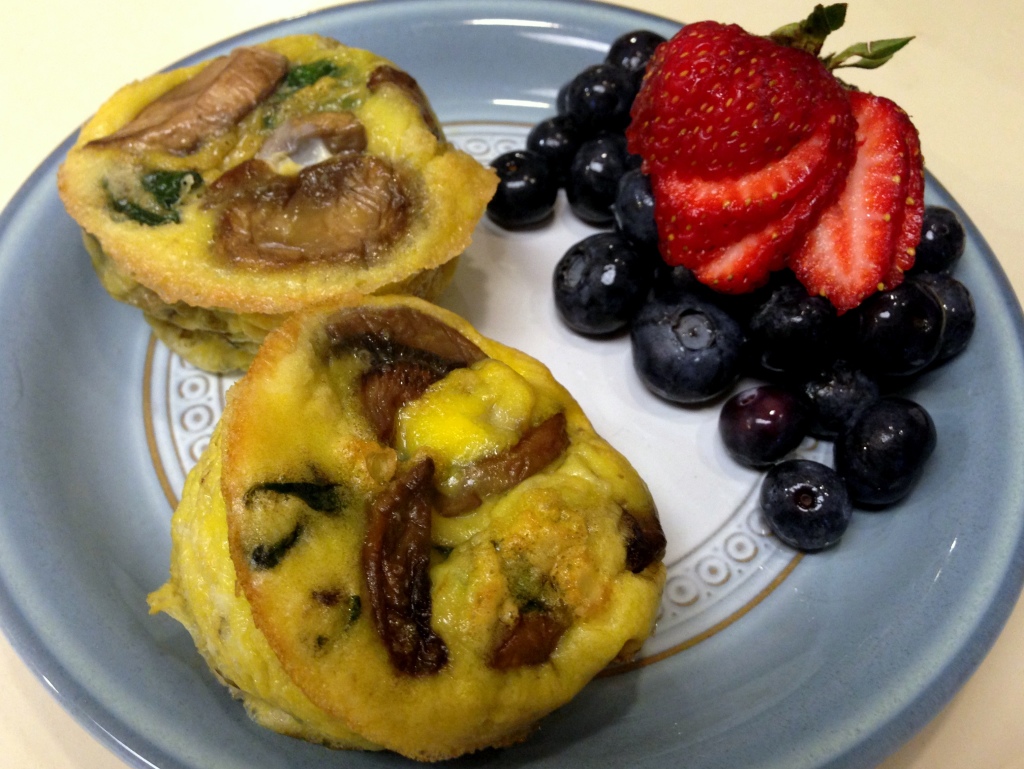 Egg Muffins (AKA Mini Frittatas or Omelet Muffins) | a healthy, quick, easy breakfast | Low carb, high protein, high vegetable recipe | Guess Who's Cooking.